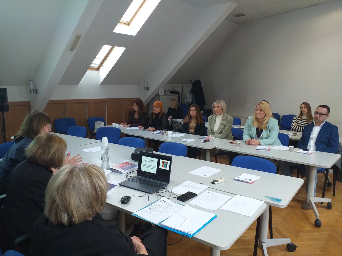 U organizaciji <a href="/PravosudnaRS/">Правосудна академија Републике Србије</a> i kancelarije
<a href="/OSCE/">OSCE</a> 17.12. održana je promocija publikacije „Smernice za određivanje nematerijalne štete u slučajevima diskriminacije“ 

shorturl.at/IOHTj

#promocija #diskriminacija #nematerijalnašteta #pars #judicialacademy #news #sudskapraksa