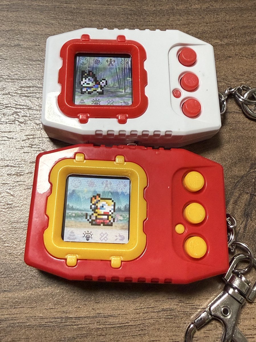 ねてたけどカカモンとワンコモンに進化したかわいいいいい🥺🫶