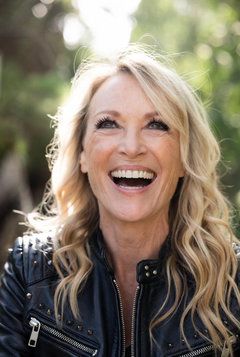 ok, enough of my morning shenanigans, I owe, I owe so off to work I go. catch all you frens on the flip side of today.