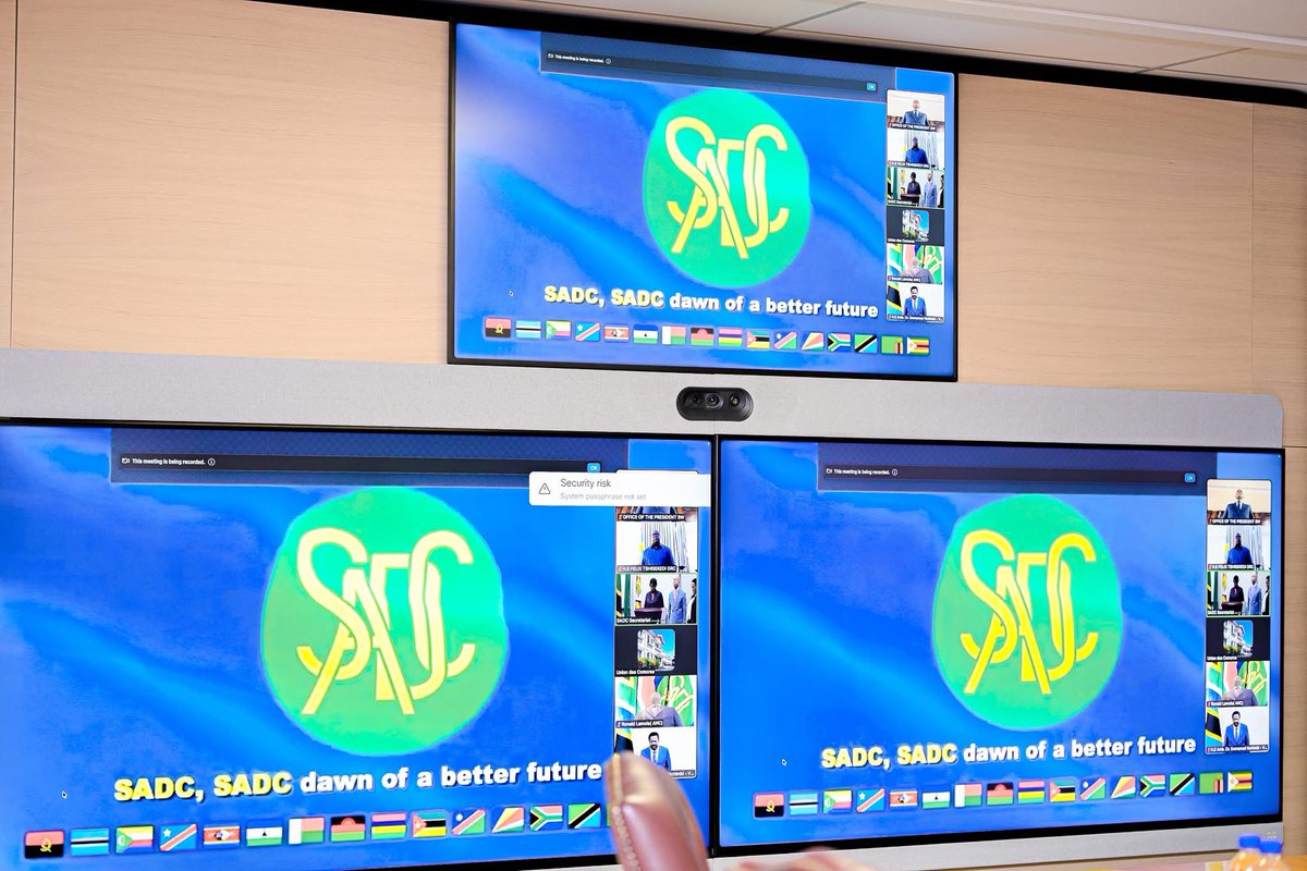 BWPresidency's tweet image. The Summit approved deployment of the SADC Panel of Elders, led by former President Joyce Banda, by March 2026 to support democracy &amp;amp; stability in Madagascar, reaffirming SADC’s commitment to constitutional rule &amp;amp; democratic governance. #SADC #SADCSummit  #PeaceAndStability