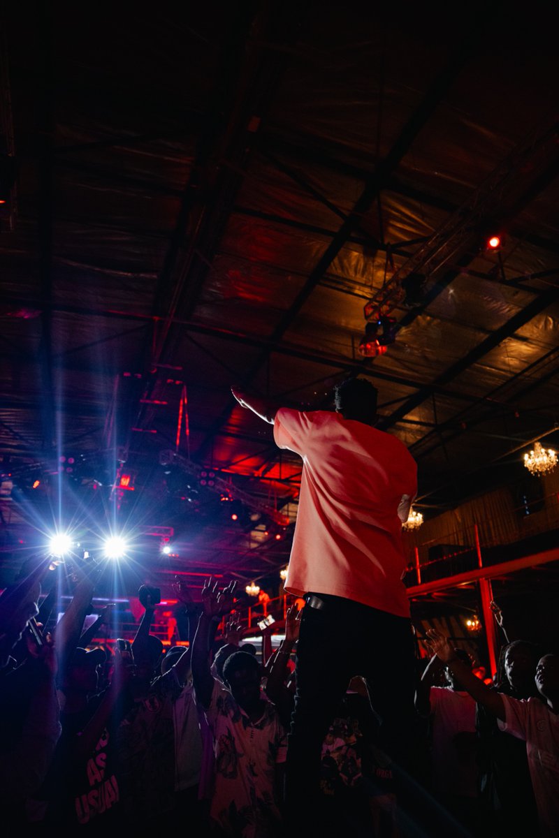 LunaFlorentino_'s tweet image. SLIME INVASION. You had to be there. 

📸: optical.fps