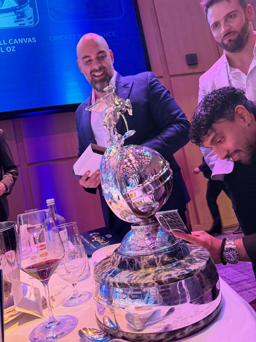 Fantastic awards evening for the <a href="/BRDCSilverstone/">BRDC</a> in London… well done Darren Leung!l and all of our award winners 🙏 

🏆💥