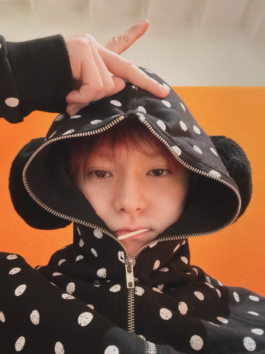 treasure_hd's tweet photo. 📸🐯   

#YOSHI #요시 #TREASURE @treasuremembers https://t.co/uwYKPJGZt8