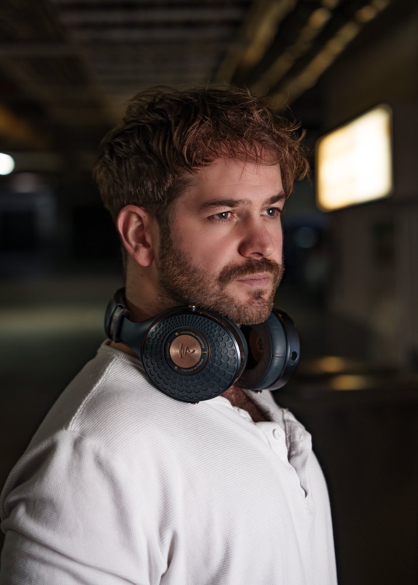 Craig Oram reveals the story behind his ‘Work It’ EP and shares insights on evolving as a producer—full interview out now!

Read the full interview here: aroom.uk/craig-oram-tal…