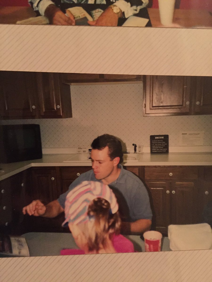 BillsFan128's tweet photo. @OneBillsLive @SteveTasker89 @TSEBuffalo #ExcuseMeMrTasker was this you? I remember as a kid there would be signings at the malls in Rochester, or, in this case, Chase Pitkin. The waits were long for a seven year old like me, but worth it! I lost my 1991 team photo that had the autographs &amp; all I have left is this pic! https://t.co/lmbBxqoOac
