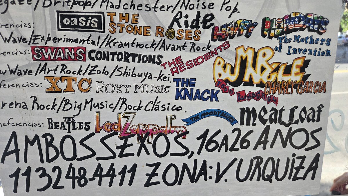 Mirá la dedicación que le metieron al afiche. Ojalá hayan conseguido los músicos que buscaban.