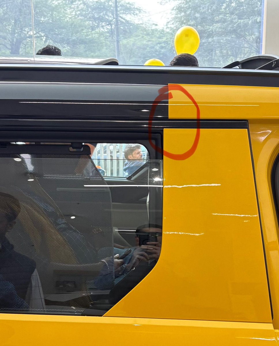 divijchopra's tweet photo. Deeply disappointed by some v low quality control finishing on the new #TataSierra. 

Misaligned black out window (roof &amp; door). 

3rd class finishing on the inside trunk paneling. @TataMotors. This is top spec model. The dealer was also embarrassed. Booking cancelled. PLS FIX https://t.co/Zwyajfjq3z