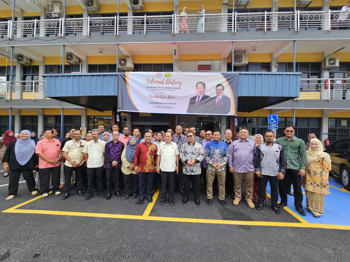 𝗟𝗔𝗪𝗔𝗧𝗔𝗡 𝗞𝗘𝗥𝗝𝗔 𝗥𝗔𝗦𝗠𝗜 𝗬𝗕 𝗗𝗔𝗧𝗨𝗞 𝗦𝗘𝗥𝗜 𝗗𝗥. 𝗔𝗛𝗠𝗔𝗗 𝗠𝗔𝗦𝗟𝗔𝗡, 𝗧𝗜𝗠𝗕𝗔𝗟𝗔𝗡 𝗠𝗘𝗡𝗧𝗘𝗥𝗜 𝗞𝗘𝗥𝗝𝗔 𝗥𝗔𝗬𝗔 𝗠𝗔𝗟𝗔𝗬𝗦𝗜𝗔 𝗞𝗘 𝗝𝗔𝗕𝗔𝗧𝗔𝗡 𝗞𝗘𝗥𝗝𝗔 𝗥𝗔𝗬𝗔 𝗠𝗘𝗟𝗔𝗞𝗔