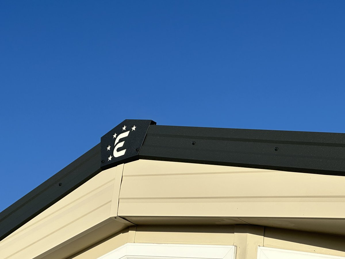 Brookside Caravan Park tweet media