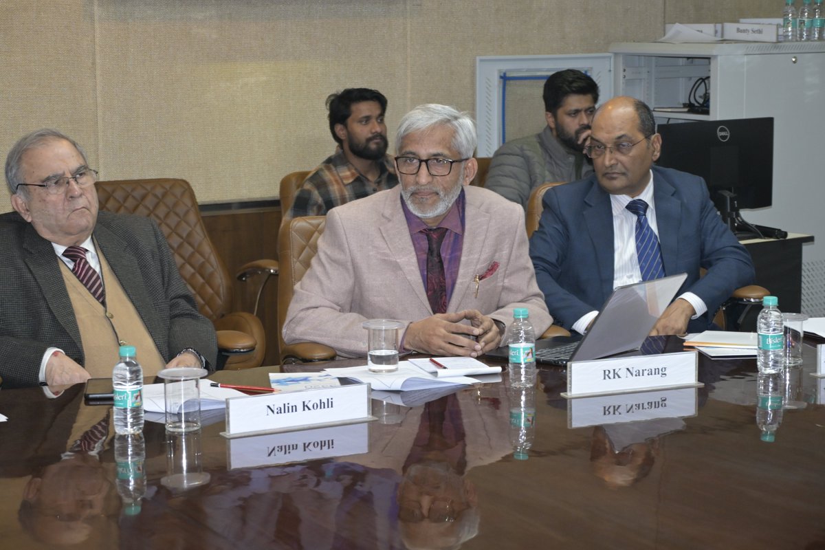 Manohar Parrikar IDSA, New Delhi tweet media