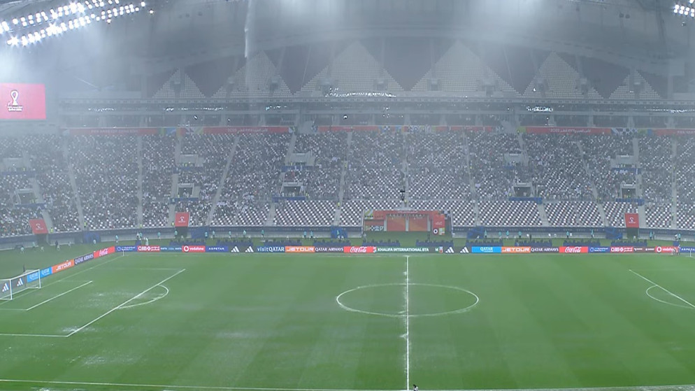 كأس العرب .. الأمطار توقف مباراة السعودية والإمارات #عمون 