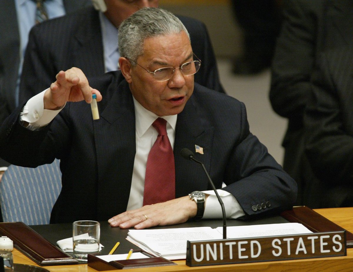 🇺🇸 Irak 2003 : Saddam et ses armes de destruction massive ⇾ Voler le pétrole irakien.

🇻🇪 Venezuela 2025 : Maduro et les cartels de drogue ⇾ Voler le pétrole vénézuélien.

Les États-Unis, un État terroriste !
