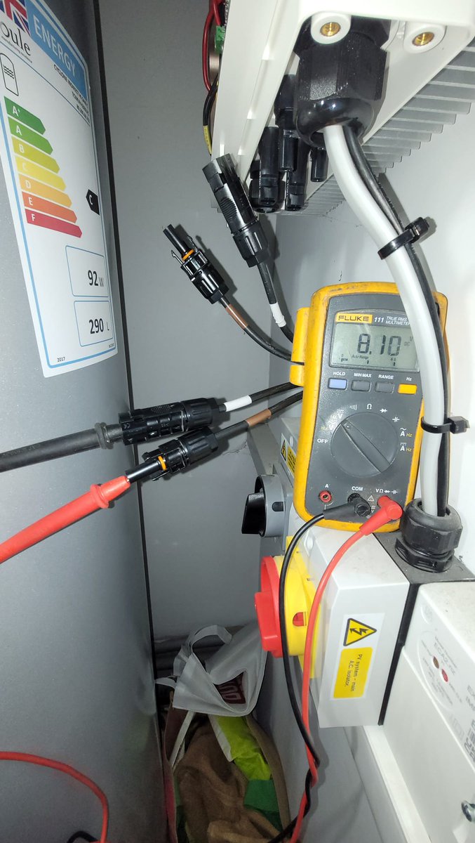 GreenwireSolar's tweet photo. Satisfying site visit ⚡ commissioning a SolarEdge PV system installed 2 years ago by another company — never set up on the Portal. Customer now reports more power than ever for this time of year🌞 and can monitor generation online for the first time ☀️ #WestBerkshire #Newbury https://t.co/DJUF7f04kr