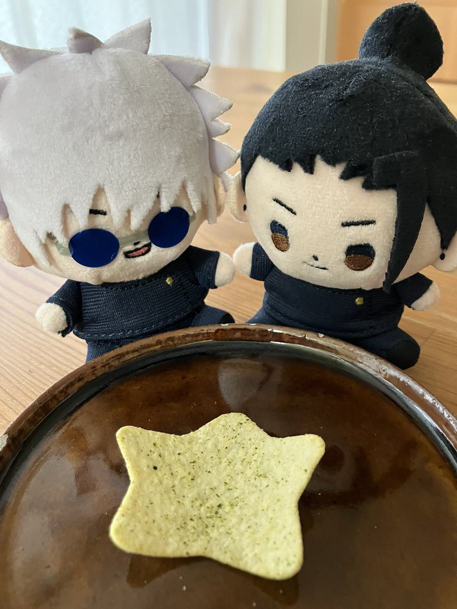 お星様を見つめるもっちびちゃんかわよ🥹