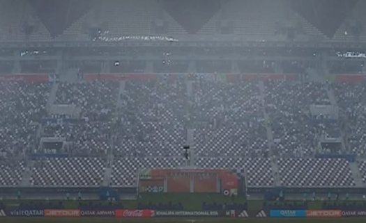 الأمطار تؤجل الشوط الثاني لمباراة السعودية والإمارات في كأس العرب 