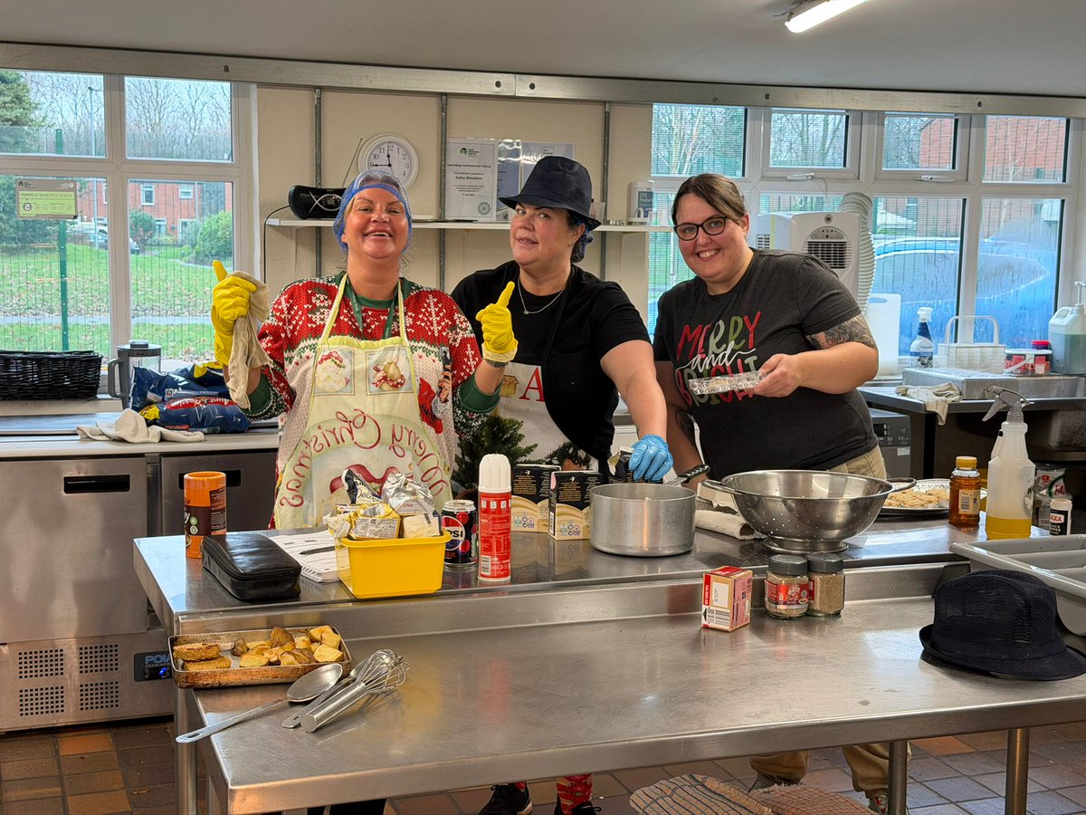 This week we held our whole school pupil and staff Christmas Dinner. A huge thank you to our Senior Leadership and Pastoral Team, who prepped, cooked and served up the whole feast! It was absolutely delicious! #wedothingsdifferentlyhere #kassiachristmas