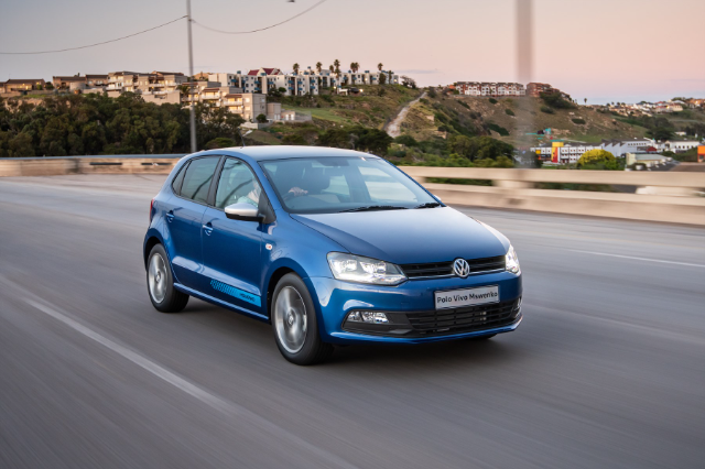 AutoTraderSA's tweet photo. It may be one of SA's most popular passenger cars, but does that mean it's the car for you? We have a look at the Vivo's pros and cons. Do you have a happy (or sad) #PoloVivo story to share with us in the comments?
https://t.co/ONF57Bgh3P https://t.co/9uMFv0cR7o