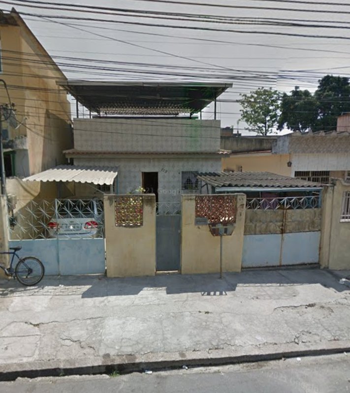 Nesse endereço tem uma construtora que pegou um contrato no valor de  R$ 102.478.090.000,00
 com a Marinha do Brasil....Quem é Luciane Pereira de Oliveira?
