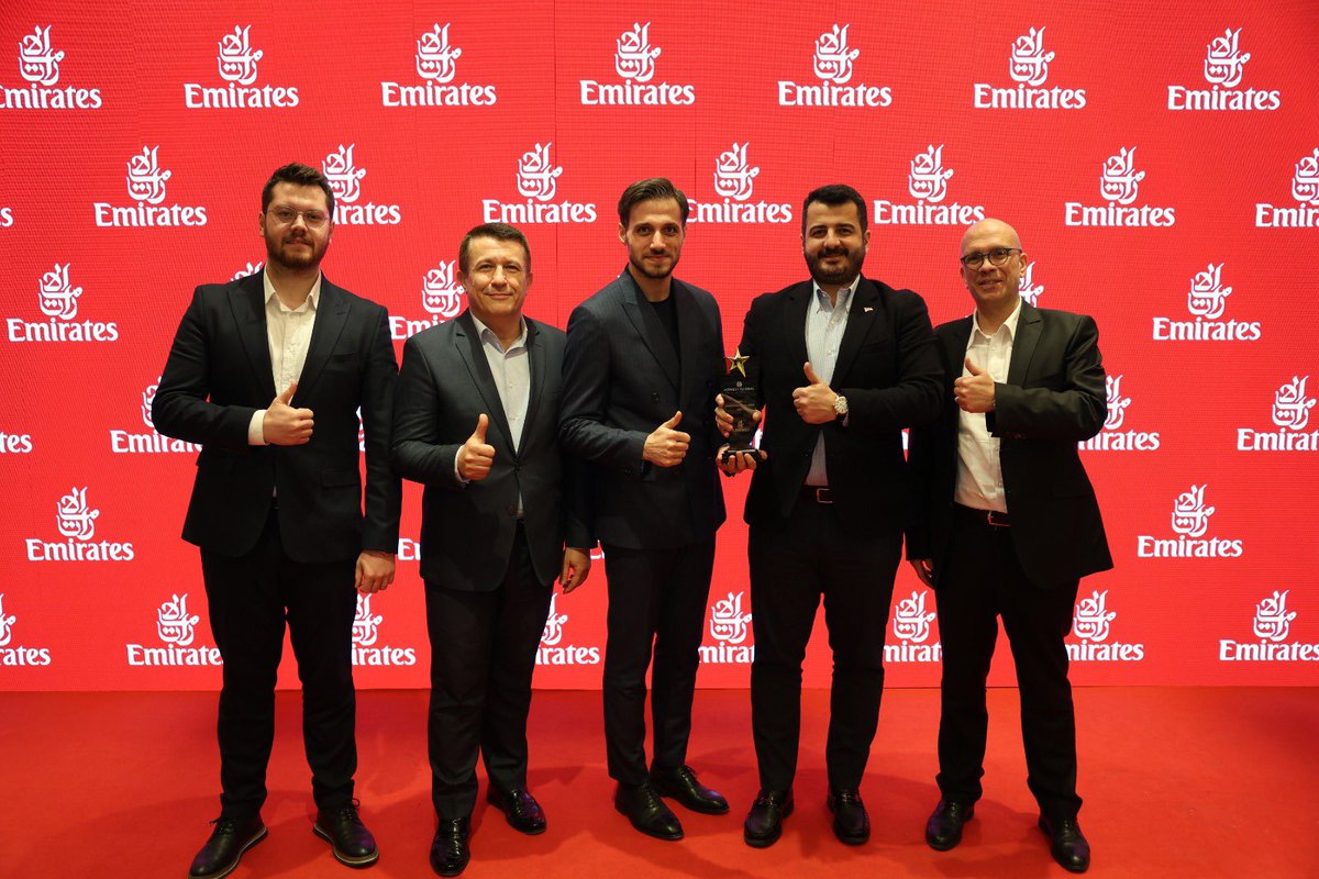 Honest Global olarak <a href="/emirates/">Emirates</a> Havayollarından en yüksek grup gerçekleştirme ödülümüzü aldık. Girdiğimiz her sektörde 1. olma yolunda ekibimizle birlikte çalışıyor, Üretmeye ve istihdam sağlamaya devam ediyoruz. <a href="/honestgloball/">Honest Global</a>