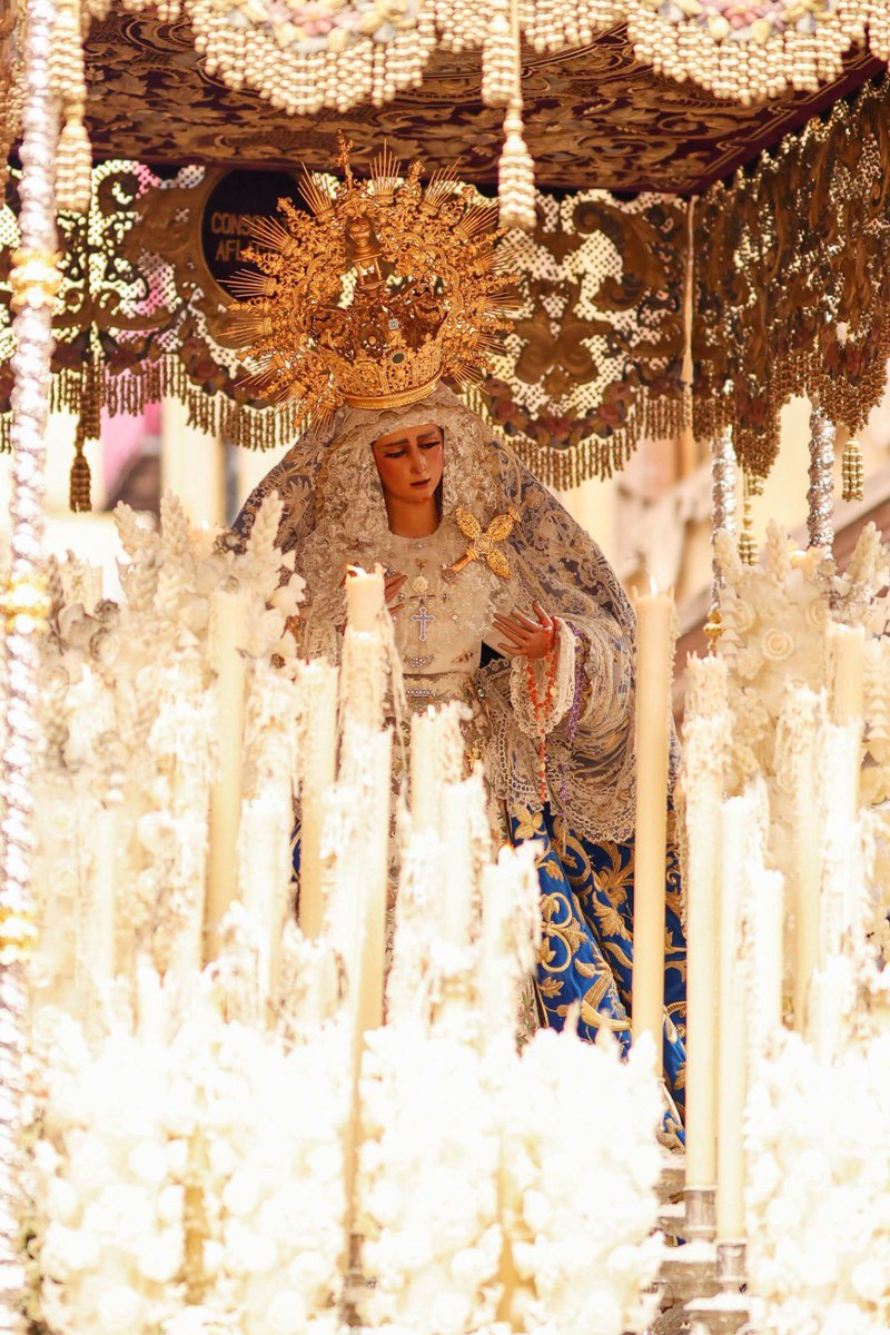 Brille siempre la 𝐄𝐒𝐏𝐄𝐑𝐀𝐍𝐙𝐀 en las Angustias de nuestra vida.

#SaludyAngustias