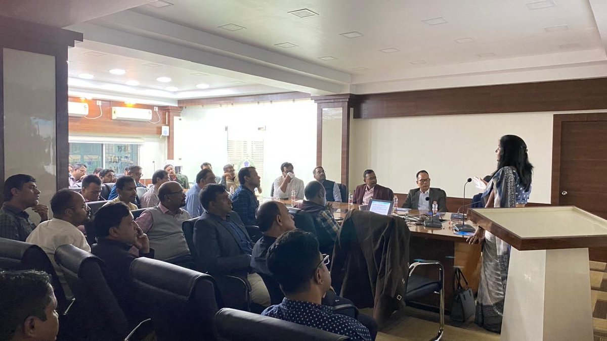 IncomeTaxWB's tweet image. The Office of the CIT (TDS), Kolkata in co-ordination with the O/o the DGIT (Inv.), W.B, Sikkim &amp;amp; NER successfully organized targeted Outreach Programs on the 10th and 12th of December, 2025 at Indraprastha Conference Hall, Income Tax Office, 10B Middleton Row, Kolkata – 700 071…