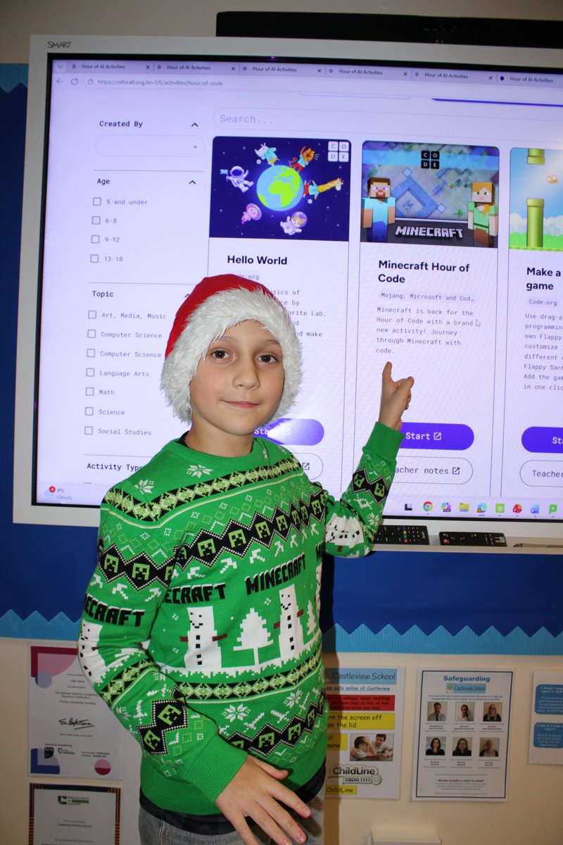 Computing_CVS's tweet image. Year 6 were in the Christmas Spirit when they completed their Hour of Code. #codingisfun

 #CodingJourney #CodingChallenge #STEM @TeachingSTEM @DigSchoolhouse @WeAreComputing @hourofcode