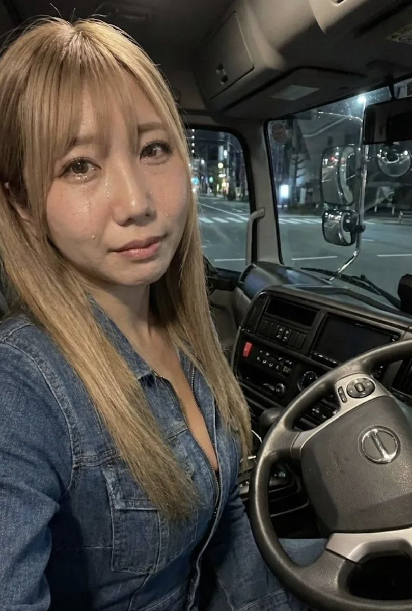 ゆりな＠トラック女子 tweet media