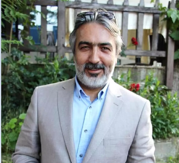YusufYavuz3's tweet photo. Kaş'ta karayolu bulunmayan koruma altındaki Limanağzı koyunda eski Bakan Erkan Mumcu'nun şirketine yol izni verildi. Yıllardır imar rantının hedefinde olan bölgede eko-turizm amaçlı yatırım planlandığı öne sürülüyor. Tepki çeken yol iznine karşı hafta sonu eylem çağrısı yapıldı⬇️ https://t.co/XEJuSj6yvn