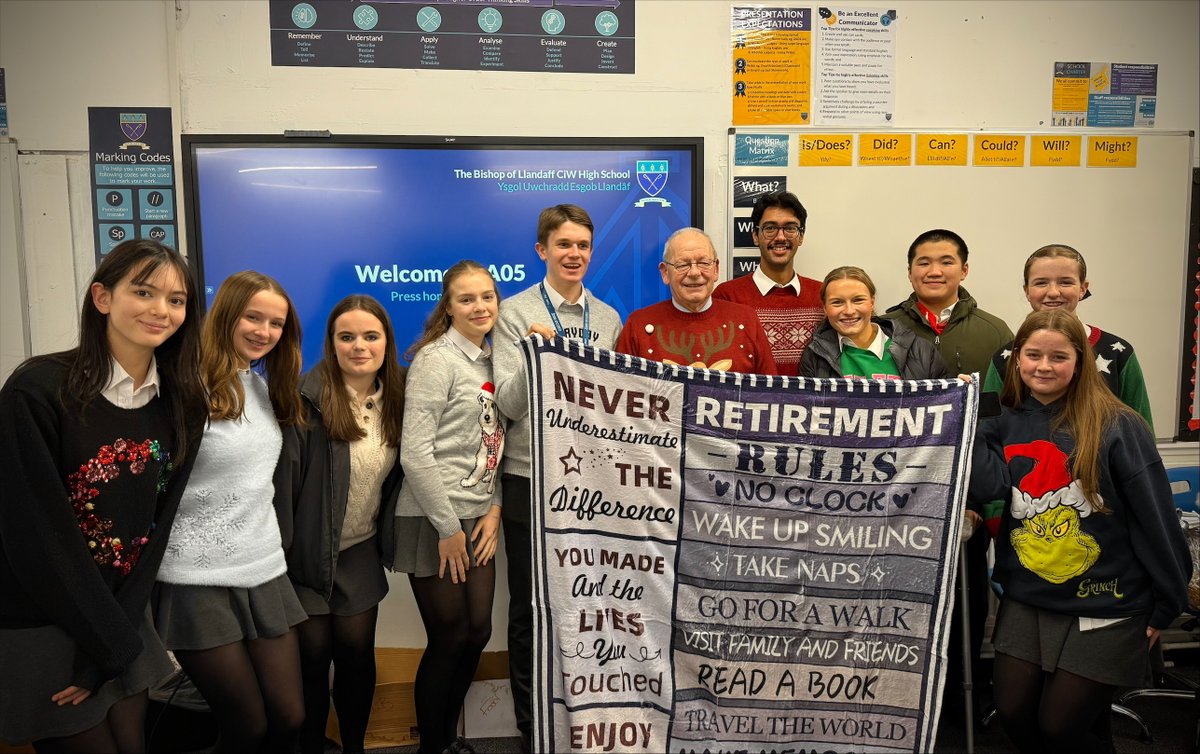Bolhs_CCF's tweet photo. 16.12.25 We also celebrated WO Ward. Wishing him a very happy retirement. Very well deserved after 26 years at Bishop and an outstanding School Staff Instructor at CCF since September 2024. It is clear to see the impact he has had on students and cadets! Thank you Mr Ward! 🎈🎊 https://t.co/VQHbPcnMkp