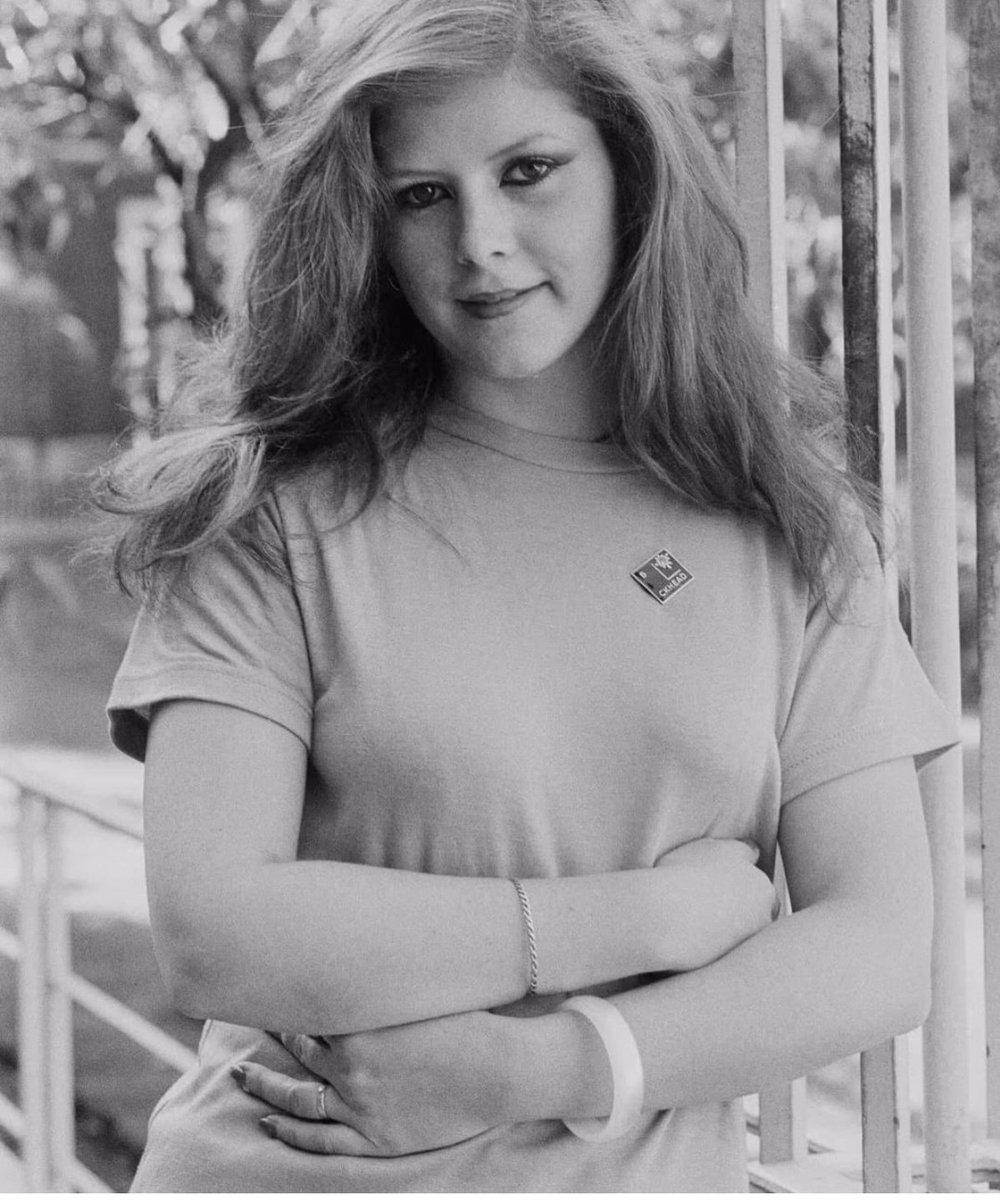 "You can't change people, but you can change how you deal with them."

Remembering Kirsty MacColl who was killed today 18th December 2000

<a href="/NewWaveAndPunk/">PunkAndNewWave</a> <a href="/BlockheadsPage/">TheBlockheads</a> #kirstymaccoll #photooftheday 

📸 Mike Lawn