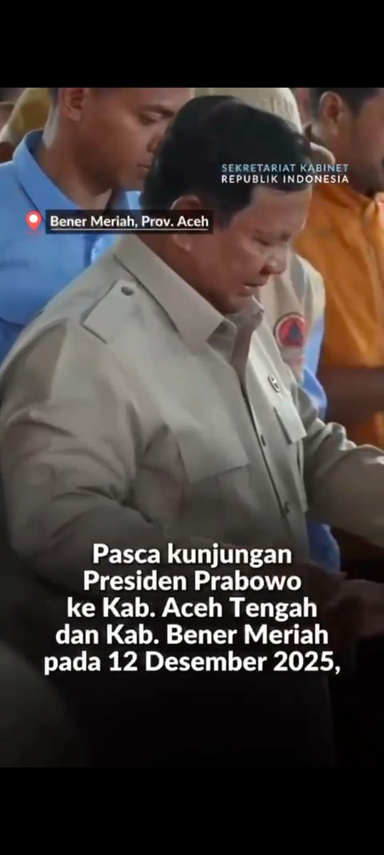 debrry3344703's tweet photo. Pemerintahan Prabowo bersama TNI Mobilisasi semua sarana untuk suplay kebutuhan pangan dan air bersih di lokasi Bencana.
#PrabowoBersamaRakyat
#MenteriDesaPeduliBencana
#PemerintahDanTNITanggapBencana
#PendampingDesaBantuSumatera

@prabowo
@YandriSusanto
@ArizaPatria https://t.co/RnKojJ56y6