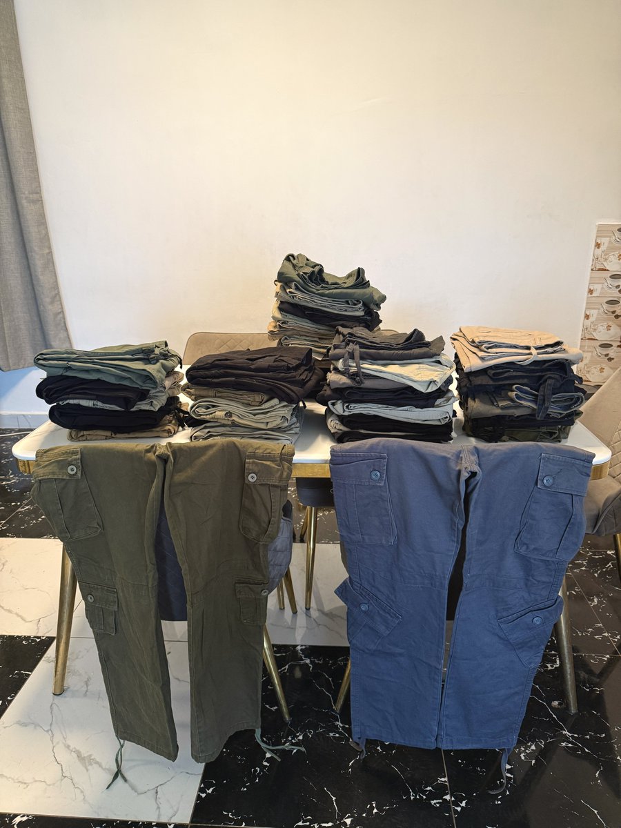 themenswadrobe's tweet photo. 🎉 SPECIAL OFFER 🎉

Buy 2 or more cargo pants and enjoy FREE DELIVERY within Accra &amp; Tema 🚚✨

For customers outside Accra, enjoy 10% DISCOUNT on your total purchase.

Limited time offer — secure yours now before stock runs out!

¢180 for 1 https://t.co/8XoErPTEaq