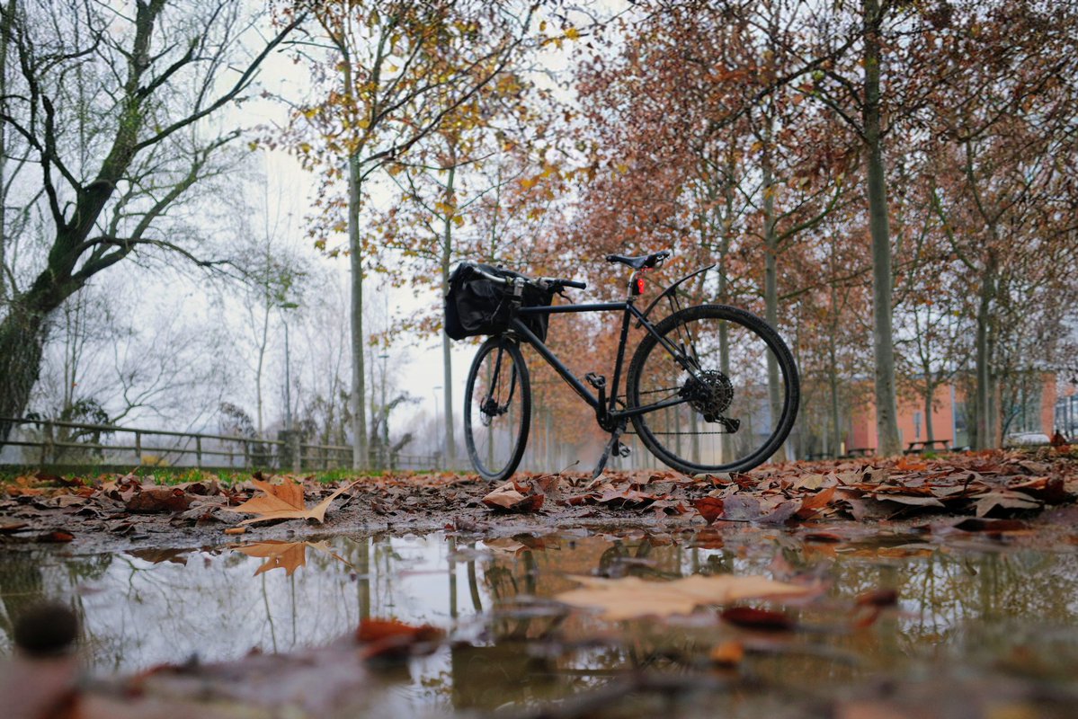 Encara respirem tardor, vinga va continuem #alafeinaenbici