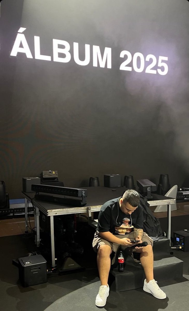 petisuismg's tweet image. ni perdono ni olvido será perro el cruz cafuné