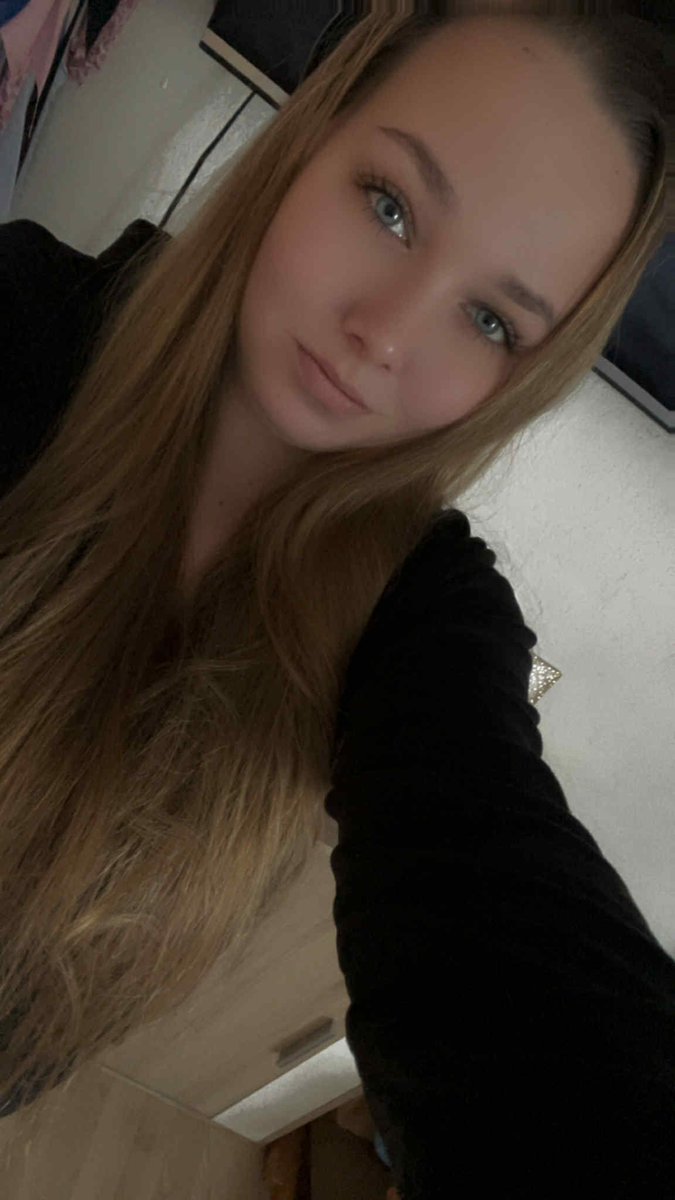 kamila52429's tweet image. Ahoojky😍❤️ dej rt a prvnich 10 dostanou fotečku do dm❤️😈💦