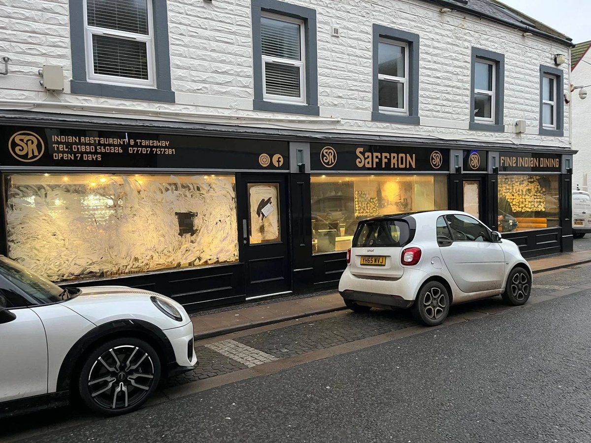 Fantasy Prints tweet media