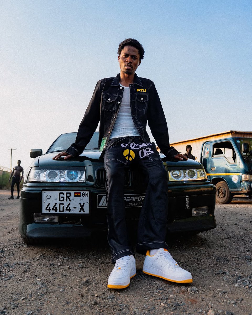 creatizine's tweet image. Happy Birthday Kwesi Arthur 🎉