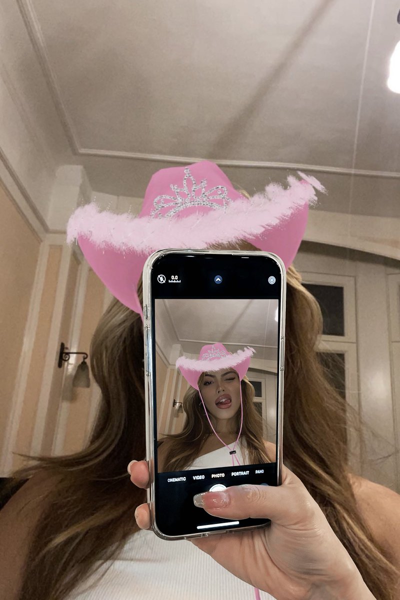 𝚜𝚠𝚎𝚎𝚝𝚜𝚊𝚛𝚒 ✩‧₊˚ tweet media