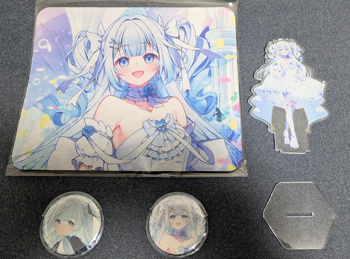 甘羽しお #しおちゃんみてみて 帰ってきたらグッズ届いてた～！すごい