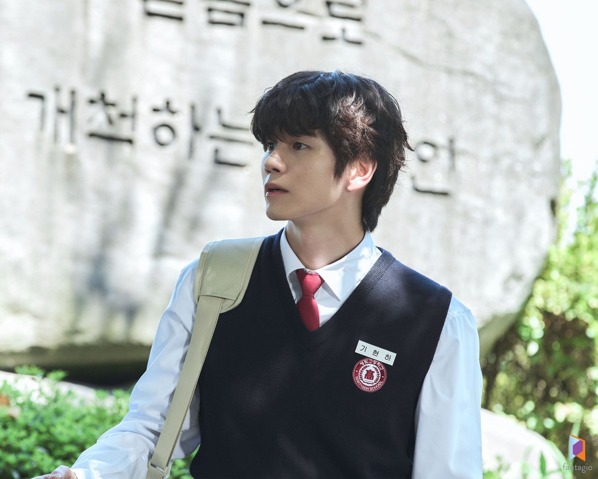 [#옹성우][비하인드컷] #첫사랑은줄이어폰 촬영 현장

#ONGSEONGWU #러브트랙 #LoveTrack