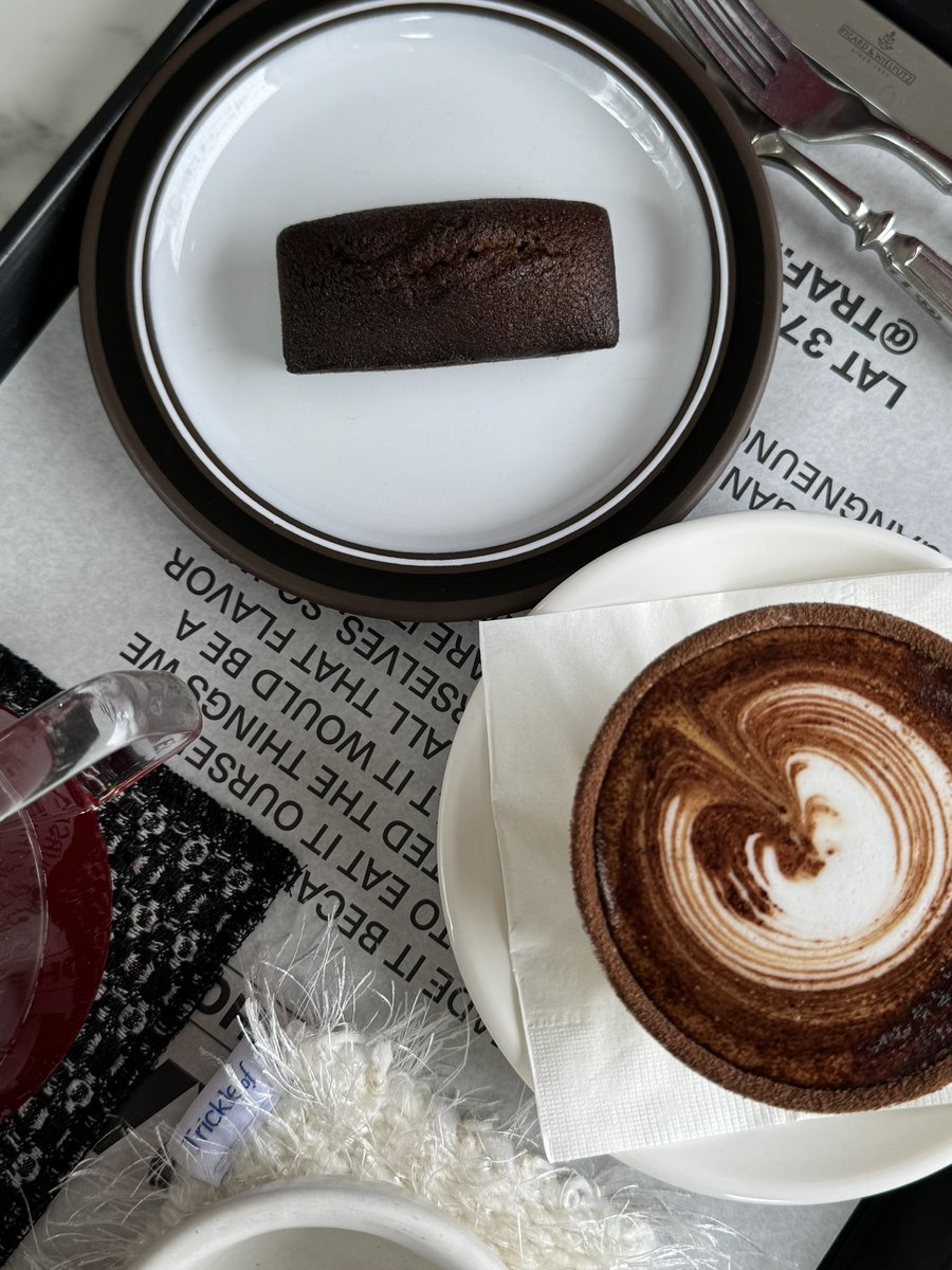 eiduj's tweet image. 🌊🌊🌊