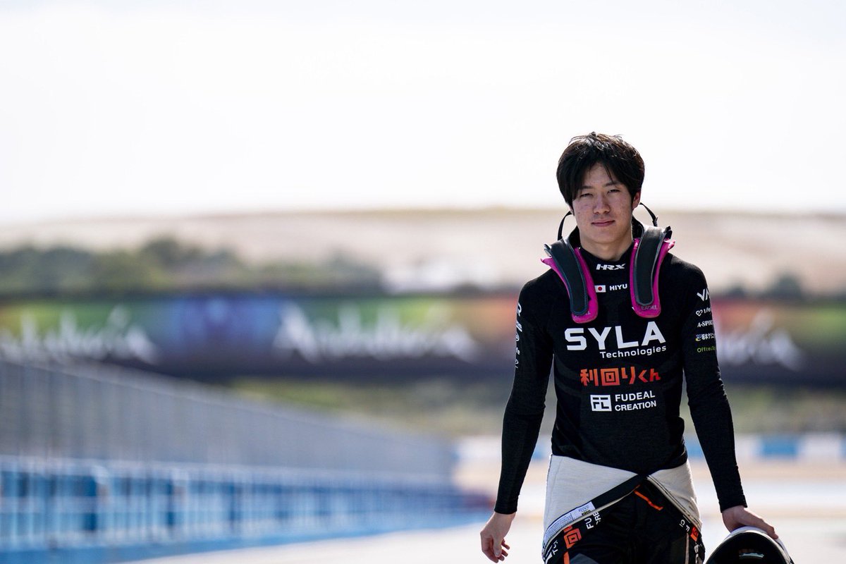 INTREPID884's tweet photo. 【追加報告】
日本一優勝に向け、他のドライバーとの経験値や練習量の差を埋めるためにアドバイザーを今回のみお��びしました

【アドバイザー】
山越 陽悠(やまこし　ひゆう)

アドバイスをいただく中でたくさんのことを吸収していきたいです

今回もサインカードを持参しているとのことです！ https://t.co/994DVj2g3A