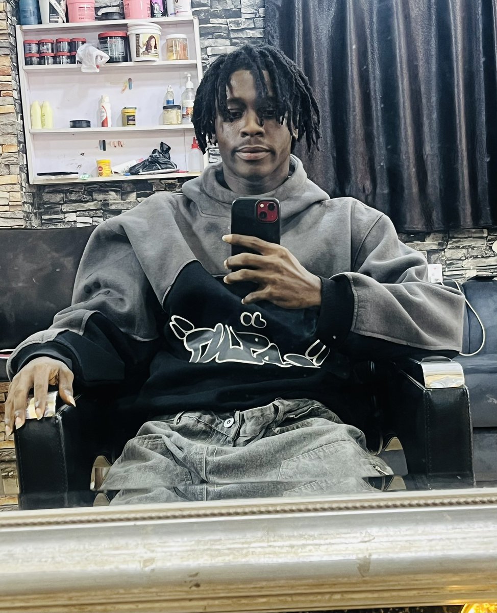 smartmoni319's tweet photo. I pray everything get better again on me. 🙏🙏 https://t.co/en2naKiQhd