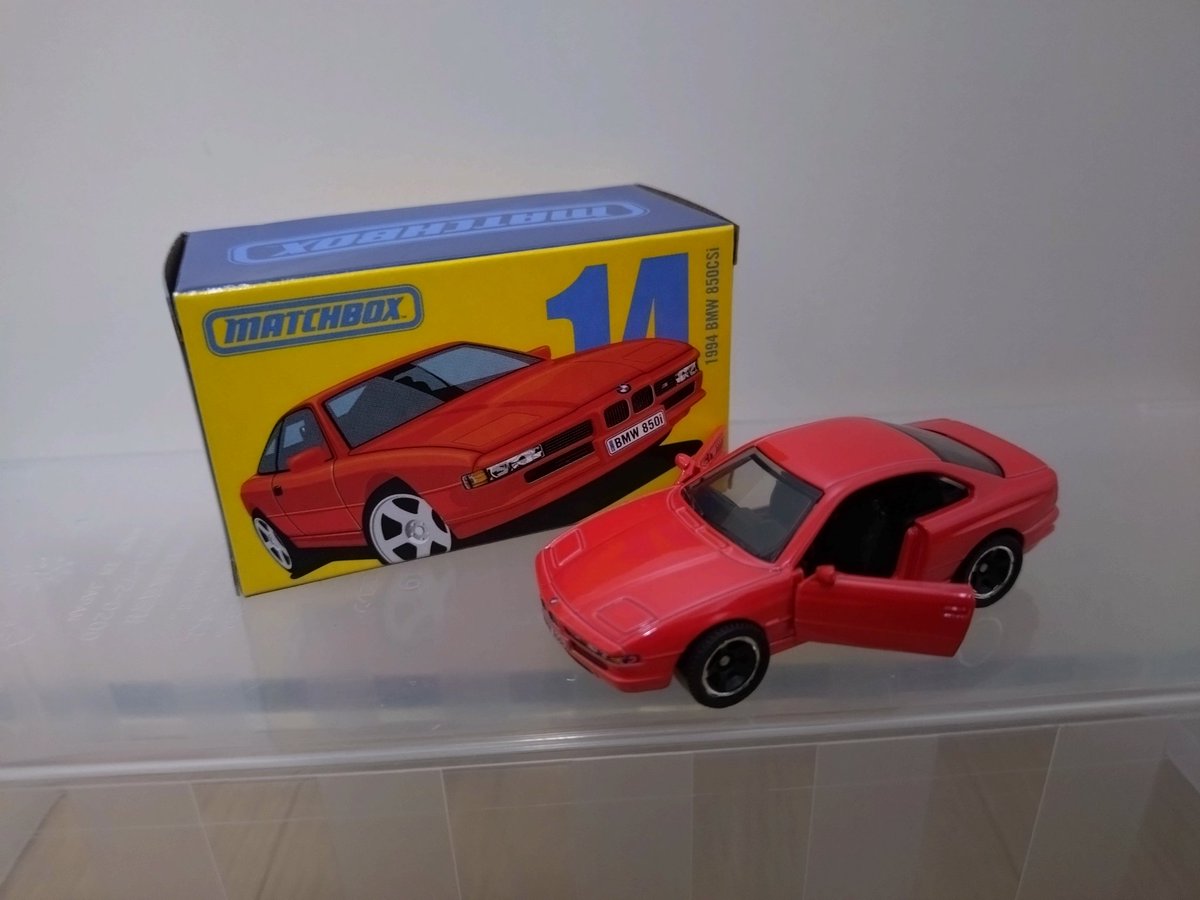 MATCHBOXコレクターズ 1994 BMW 850CSi こちらも店頭でちらほら見かけ