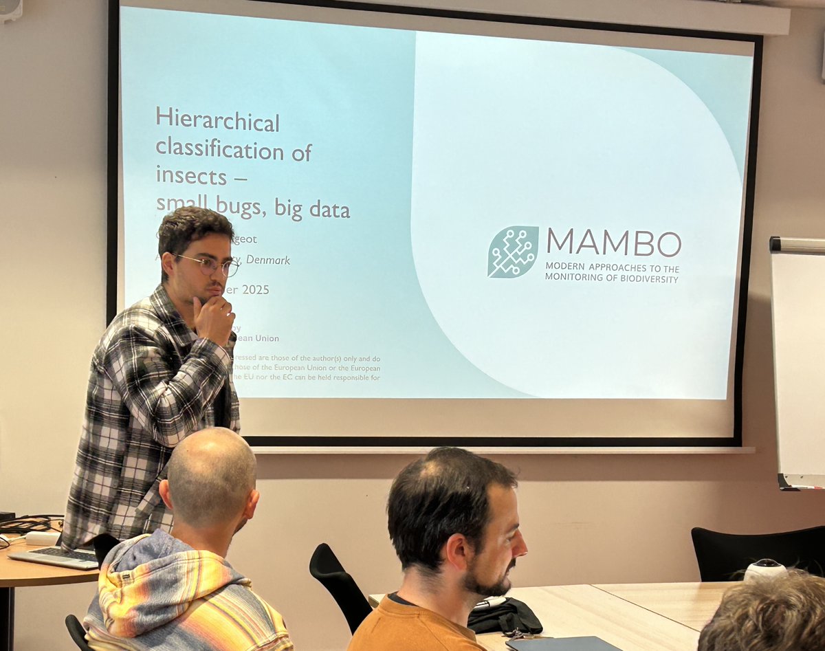 PlantNet tweet media