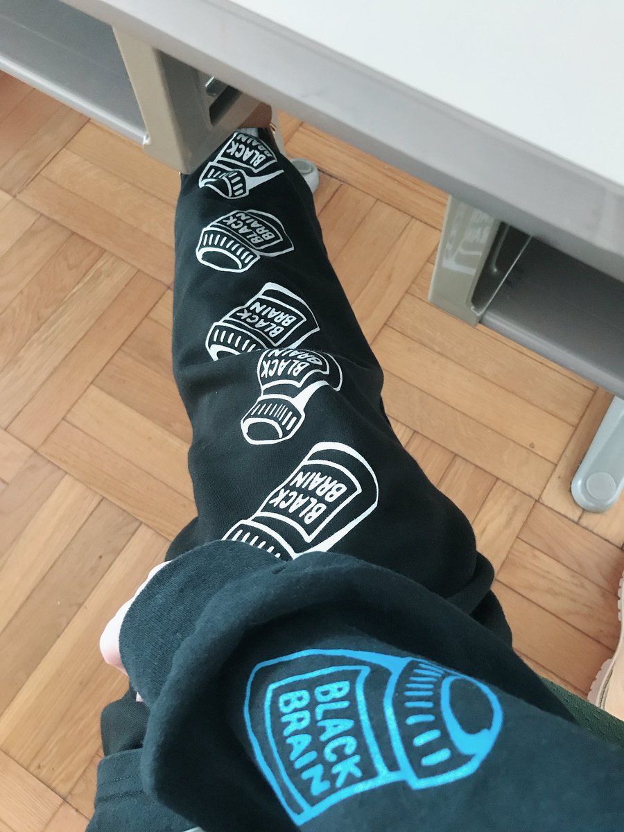 BBC_NIKE's tweet photo. @iLLNESSDEAD @BLACKxBRAIN 昔出たお気に入りのカラーに似てるジップパーカー可愛いです😍
プレゼント企画参加させていただきます🙇‍♂️ https://t.co/rFtitSol5V