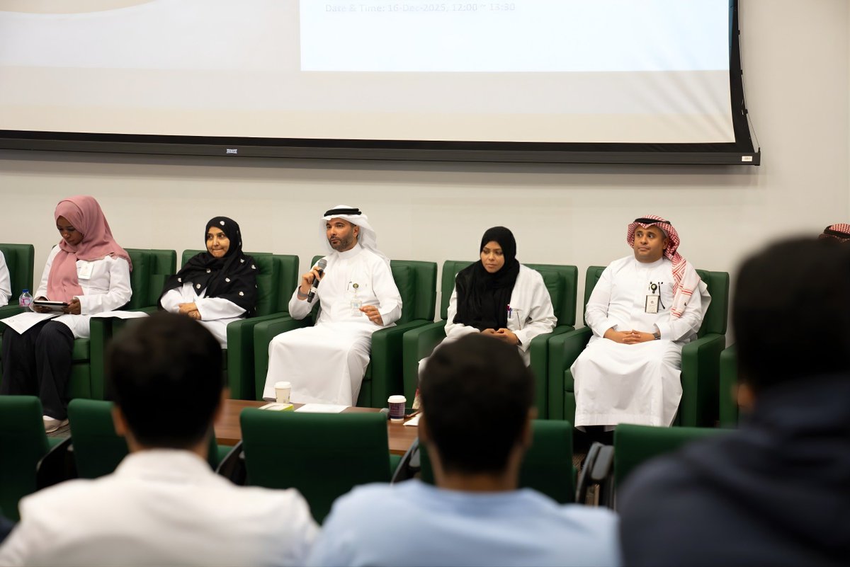 كلية الطب - جدة tweet media