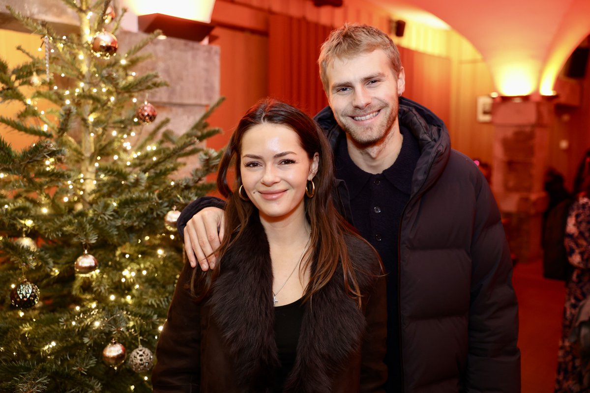 mndassoc's tweet image. A magical, festive evening at our Christmas Concert at Christ Church, Spitalfields 🎄

Hosted by patron Charlotte Hawkins, with brilliant readings, uplifting music from the London International Gospel Choir, and a packed MND community singing their hearts out.

Thank you to…