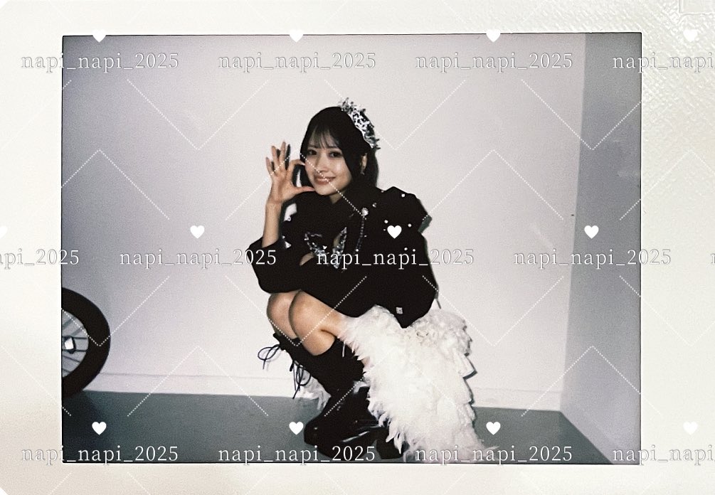 庄司なぎさ生誕祭 オン特🎉 全身写ってるチェキ初めて😳🧡✨️ 衣装も