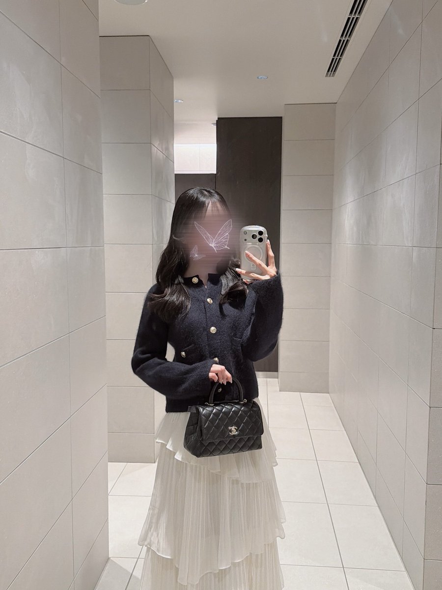 𝐫𝐚𝐫𝐚 tweet media